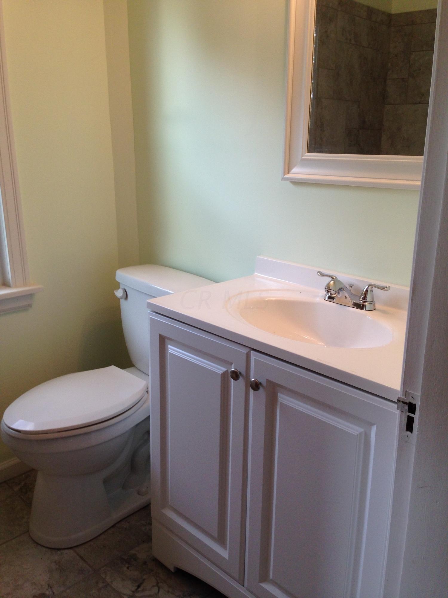 2524 Clybourne Road Columbus, OH 43231 - Photo 10 of 27