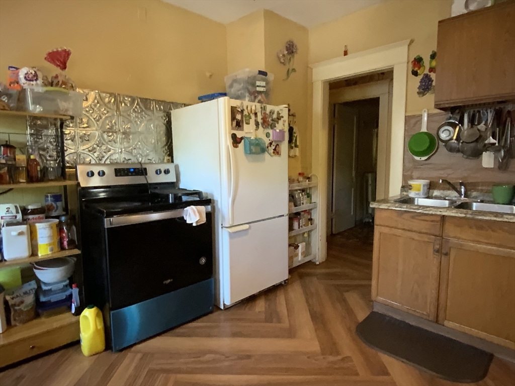 907-909 Liberty Street Springfield, MA 01104 - Photo 14 of 30