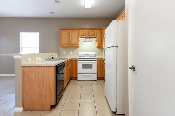 $2,000 | 2326 Webberville Road, Unit B, Austin, TX 78702