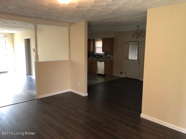 3809 Atlas Road Louisville, KY 40229 - Photo 5 of 16 IMG_5046