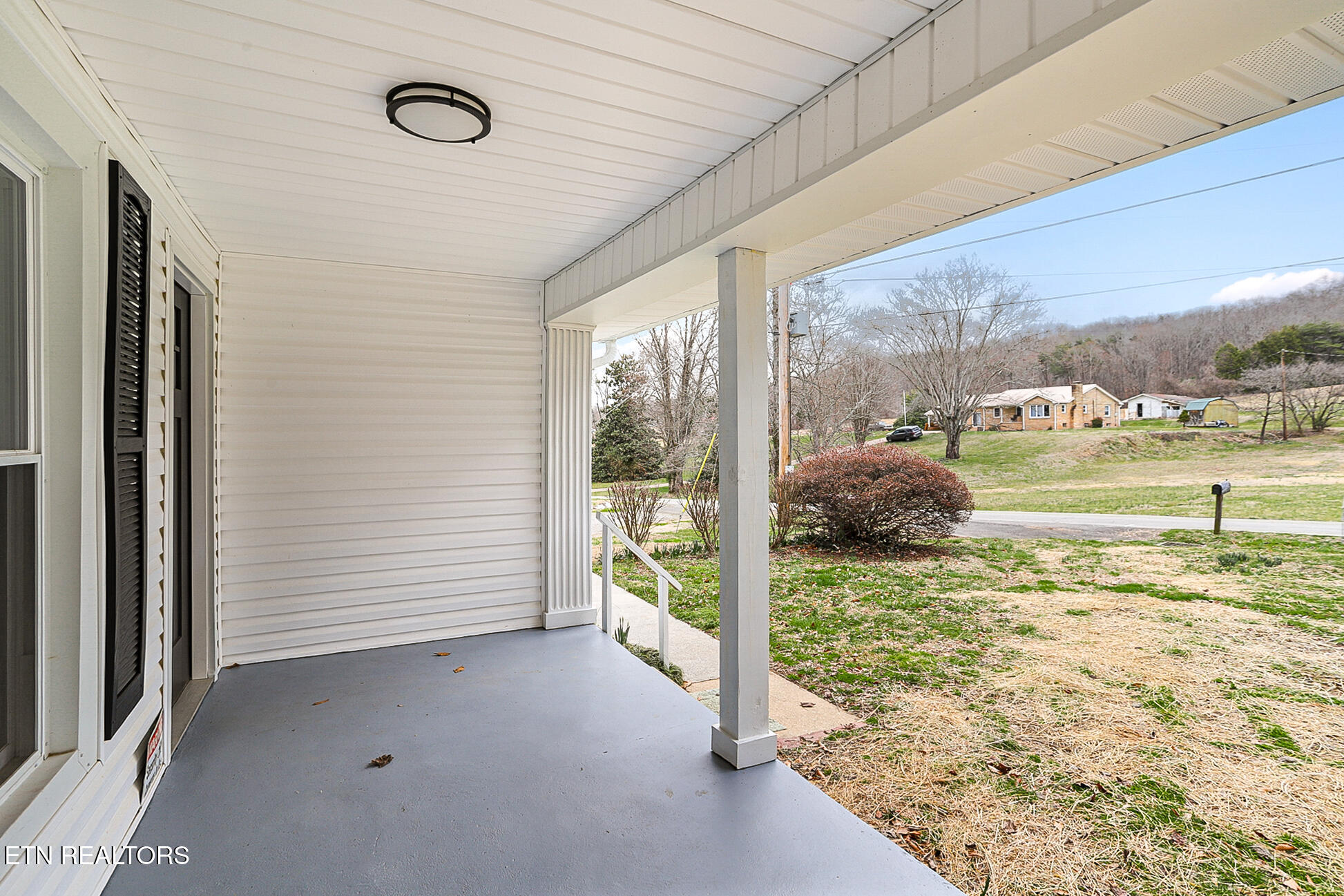 353 Lee Road Clinton, TN 37716 - Photo 27 of 33 353 Lee Rd-111