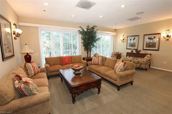 $14,000 | 5550 Heron Point Drive, Unit 2004, Naples, FL 34108