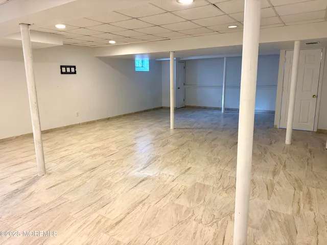 $4,999 | 30 Petra Drive, Morganville, NJ 07751