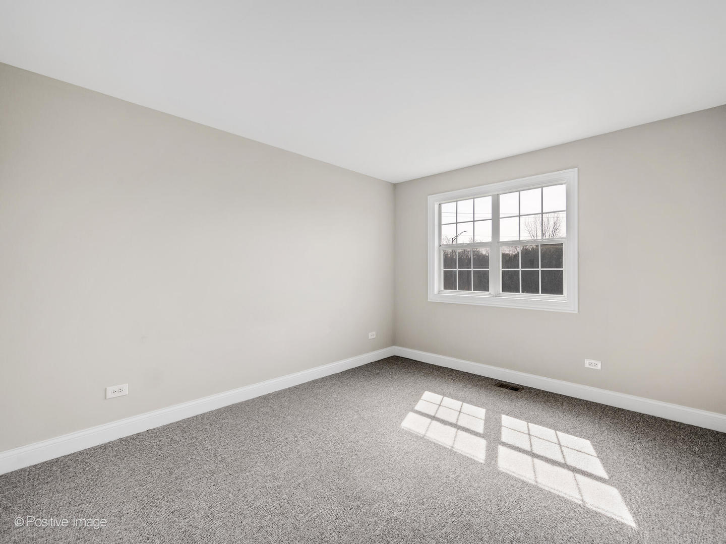 11 Foxcroft Road, Unit 115 Naperville, IL 60565 - Photo 13 of 17 an empty room with a window
