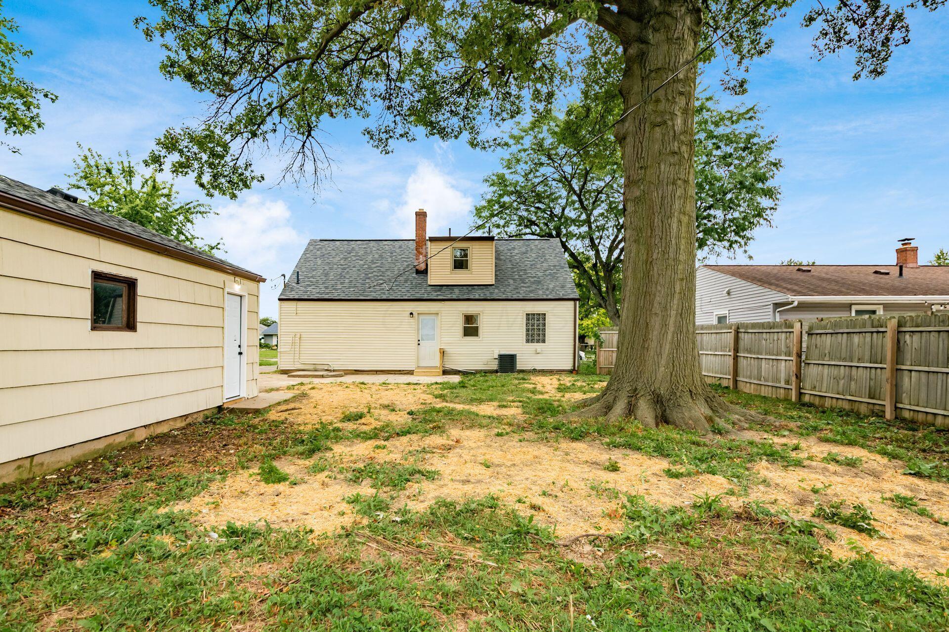 324 Sturbridge Road Columbus, OH 43228 - Photo 33 of 34 037_ Rd Columbus OH 43228 USA