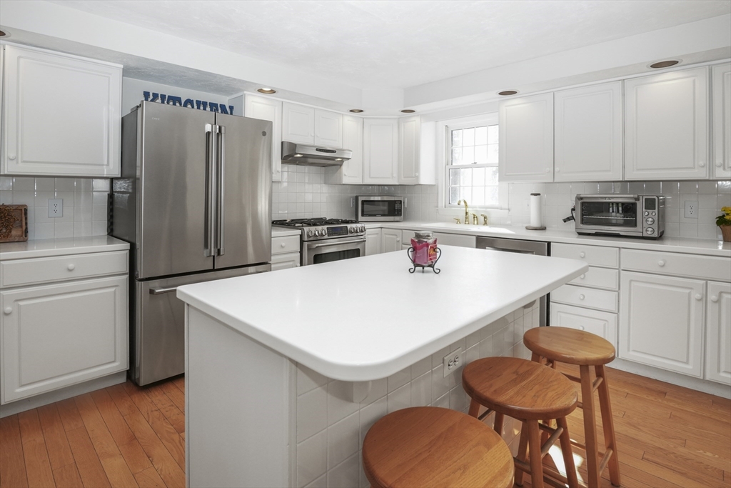 10 Samuel Gamwel Road Northborough, MA 01532 - Photo 10 of 40 Gallery Image 10