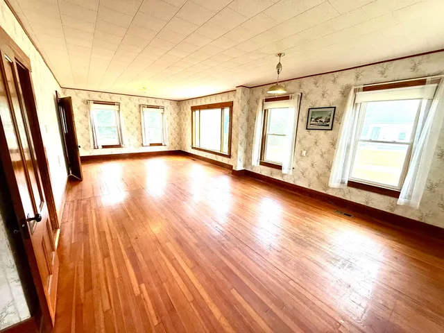 $339,000 | 4706 Highway 5, Barnet, VT 05050