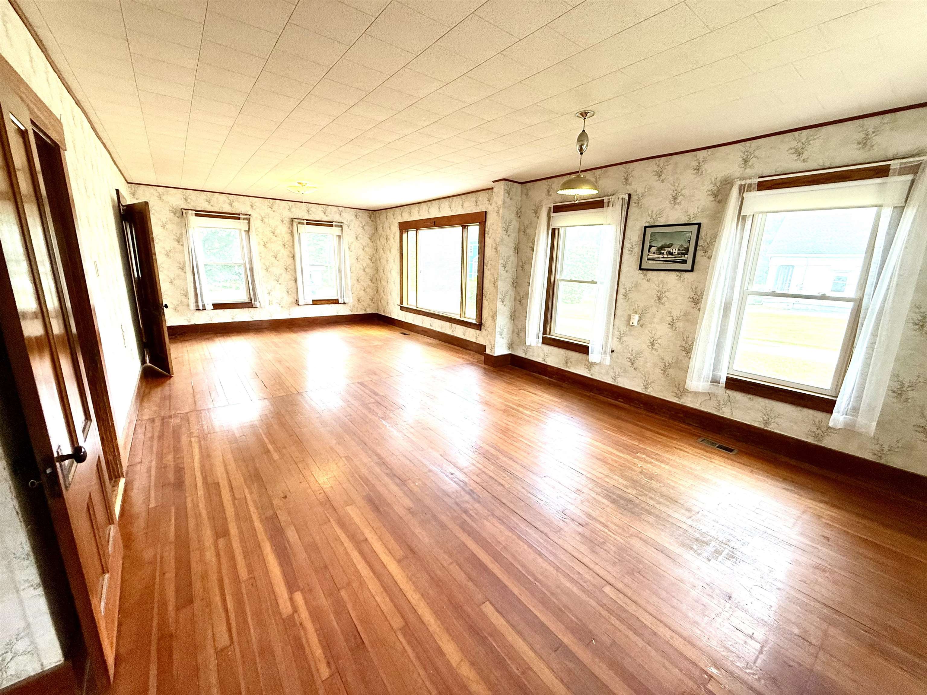 4706 Highway 5 Barnet, VT 05050 - Photo 17 of 51