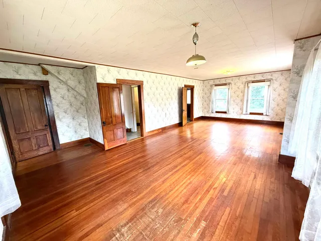 $339,000 | 4706 Highway 5, Barnet, VT 05050