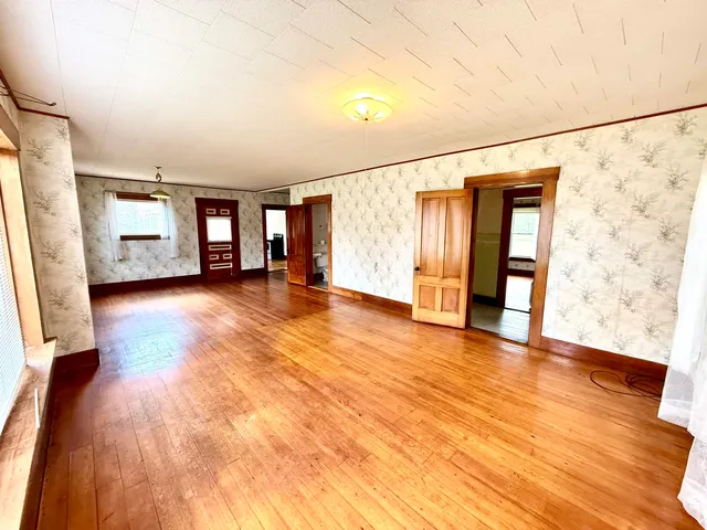 $339,000 | 4706 Highway 5, Barnet, VT 05050