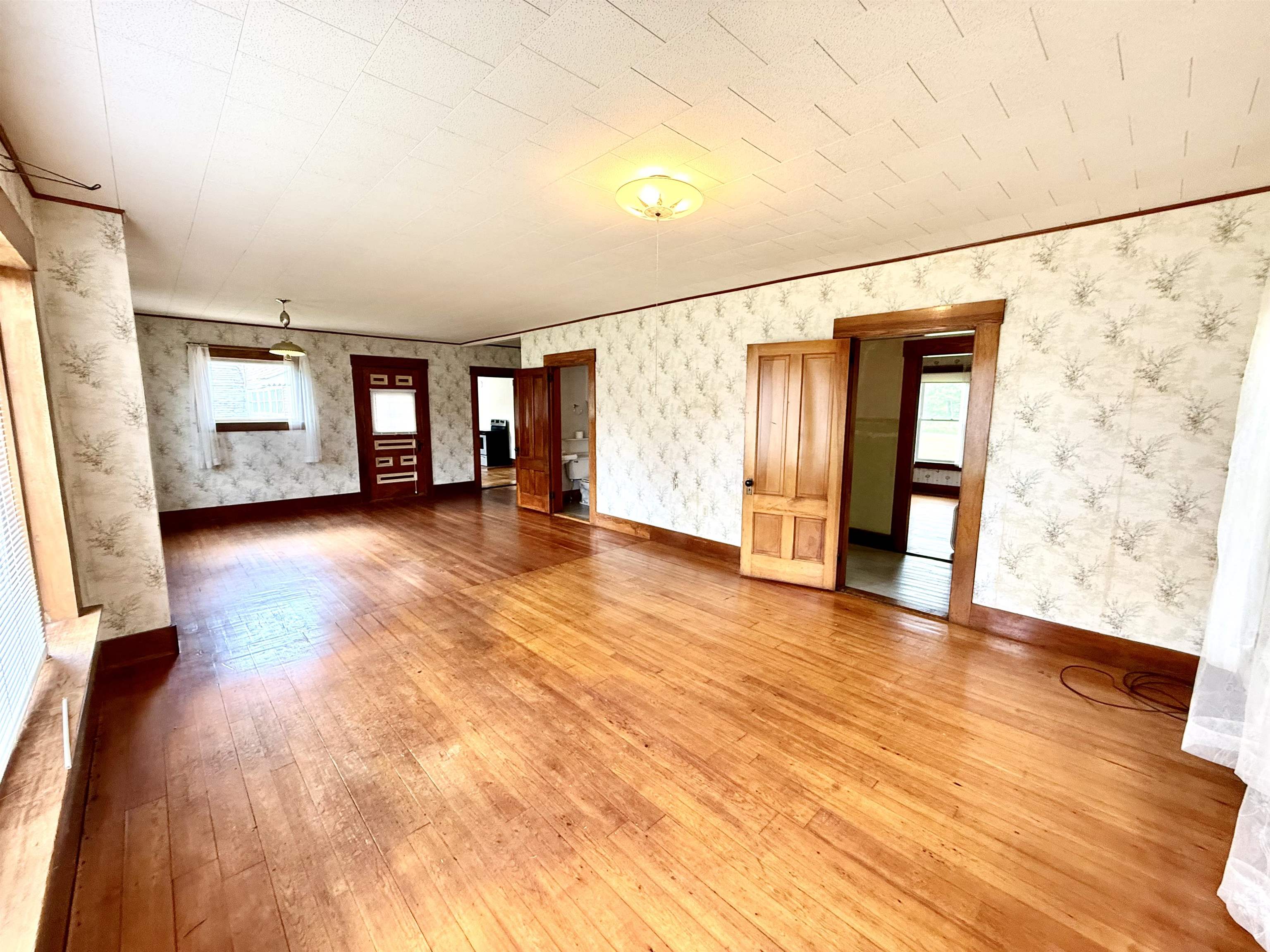 4706 Highway 5 Barnet, VT 05050 - Photo 20 of 51