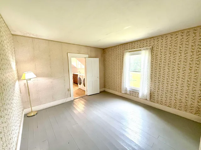 $339,000 | 4706 Highway 5, Barnet, VT 05050