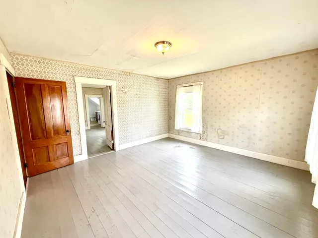 $339,000 | 4706 Highway 5, Barnet, VT 05050