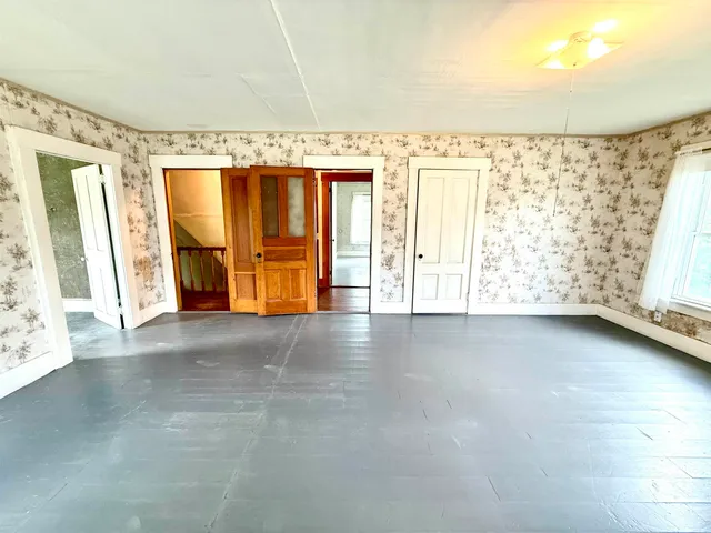 $339,000 | 4706 Highway 5, Barnet, VT 05050