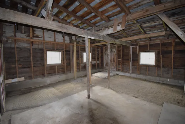 $339,000 | 4706 Highway 5, Barnet, VT 05050