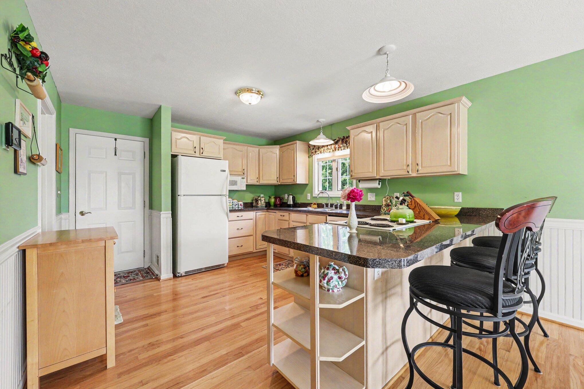 7880 Greenwood Road Jackson, MI 49201 - Photo 9 of 43 009_file_2157