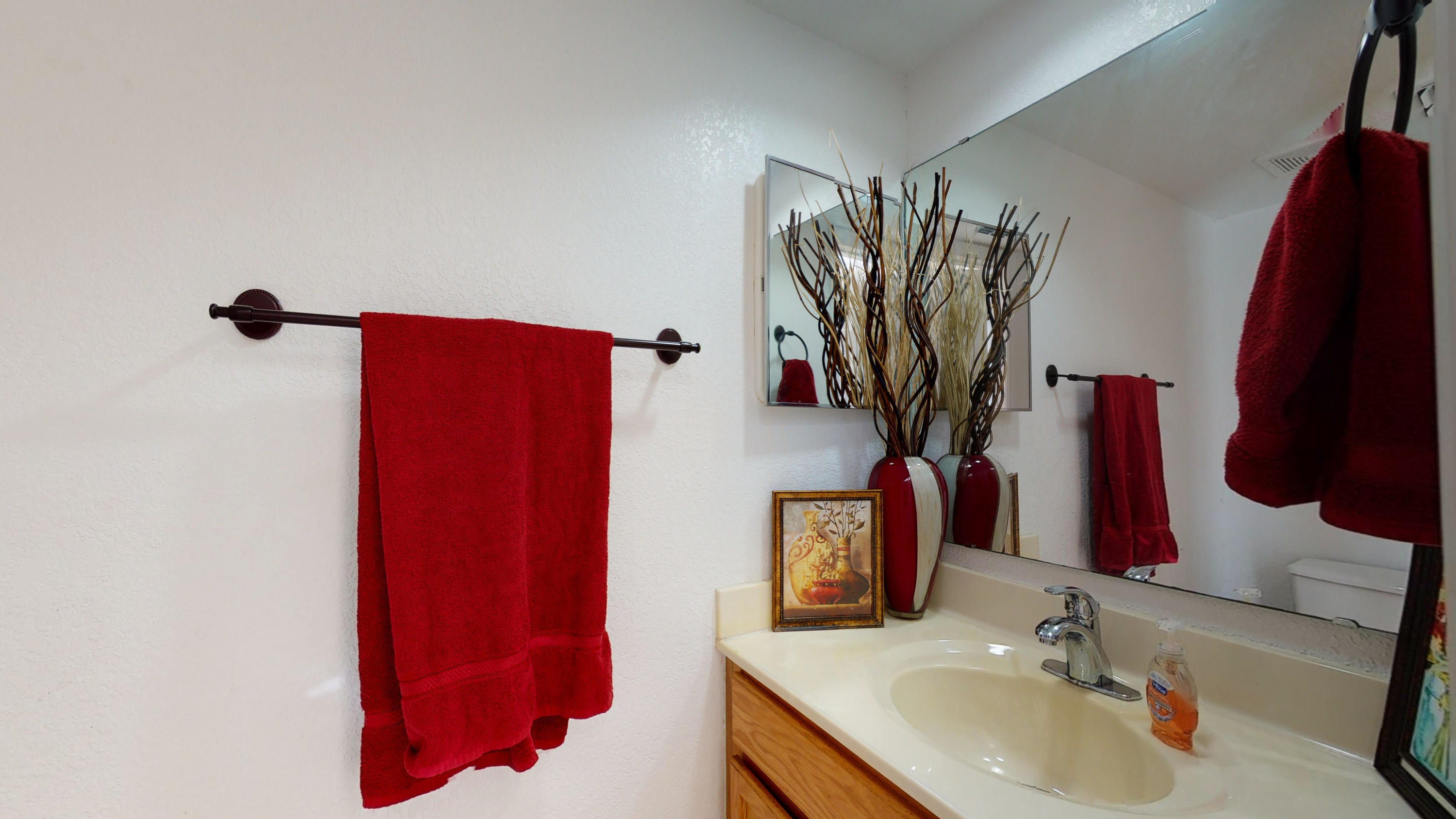 1925 Southwest Libra Lane Port St. Lucie, FL 34984 - Photo 14 of 33 04_Half Bath (1)