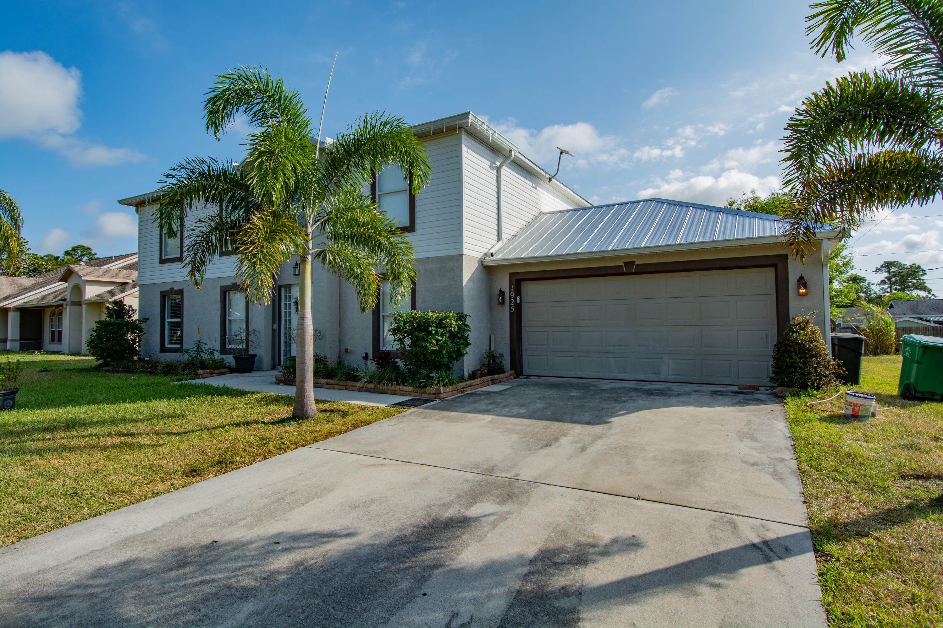 1925 Southwest Libra Lane Port St. Lucie, FL 34984 - Photo 2 of 33 00_Curbshot (20)
