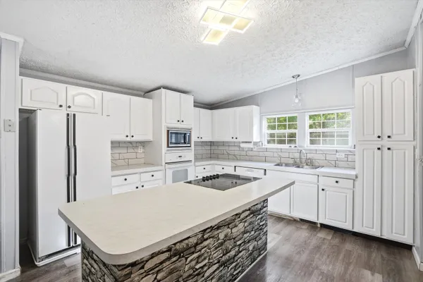 $275,000 | 120 Princess Lane, Cross, SC 29436