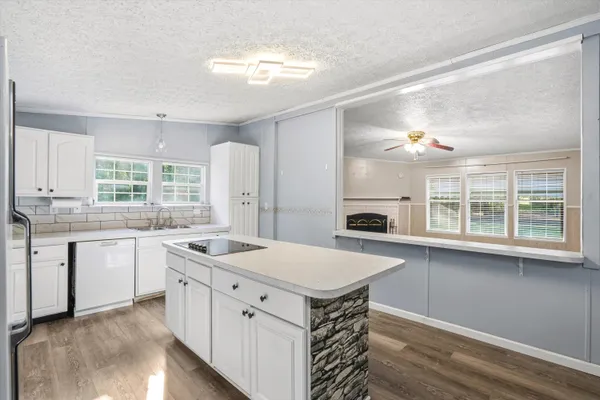 $275,000 | 120 Princess Lane, Cross, SC 29436