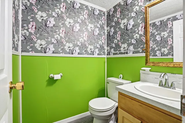 $280,000 | 120 Princess Lane, Cross, SC 29436