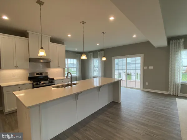 $720,000 | 712 Wallasey Drive, Middletown, DE 19709