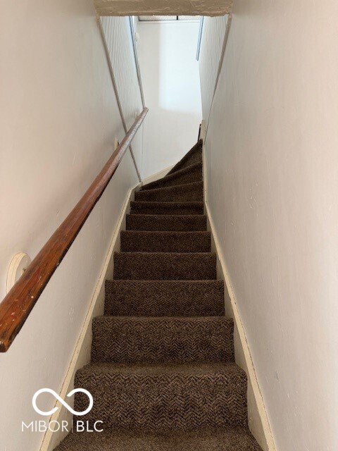 1702 Maple Street Columbus, IN 47201 - Photo 25 of 30 Gallery Image 25