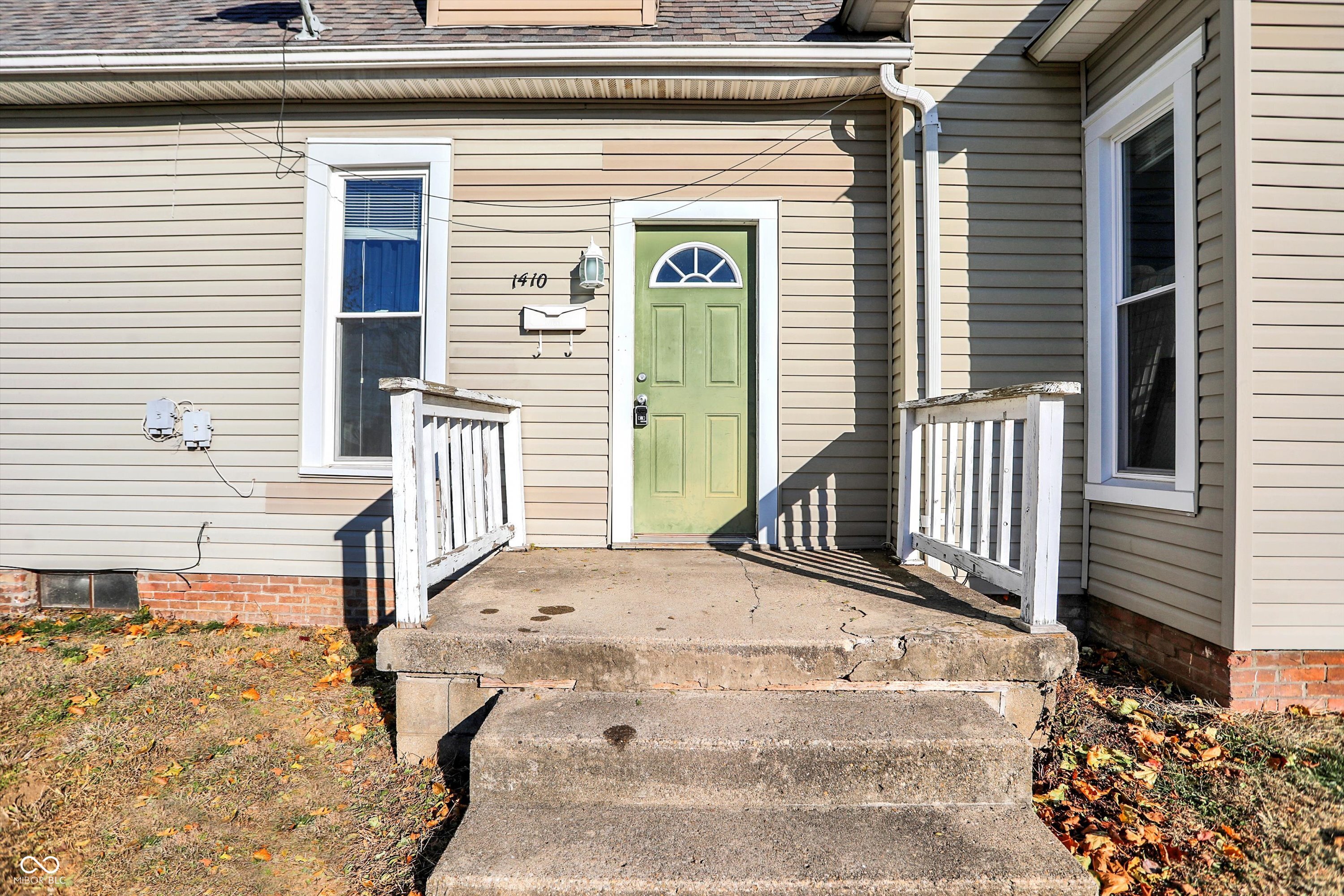 1702 Maple Street Columbus, IN 47201 - Photo 6 of 30 Gallery Image 6