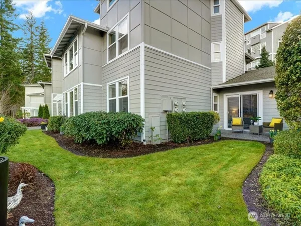 $445,500 | 22527 Southeast 38th Terrace, Unit 1424, Issaquah, WA 98029