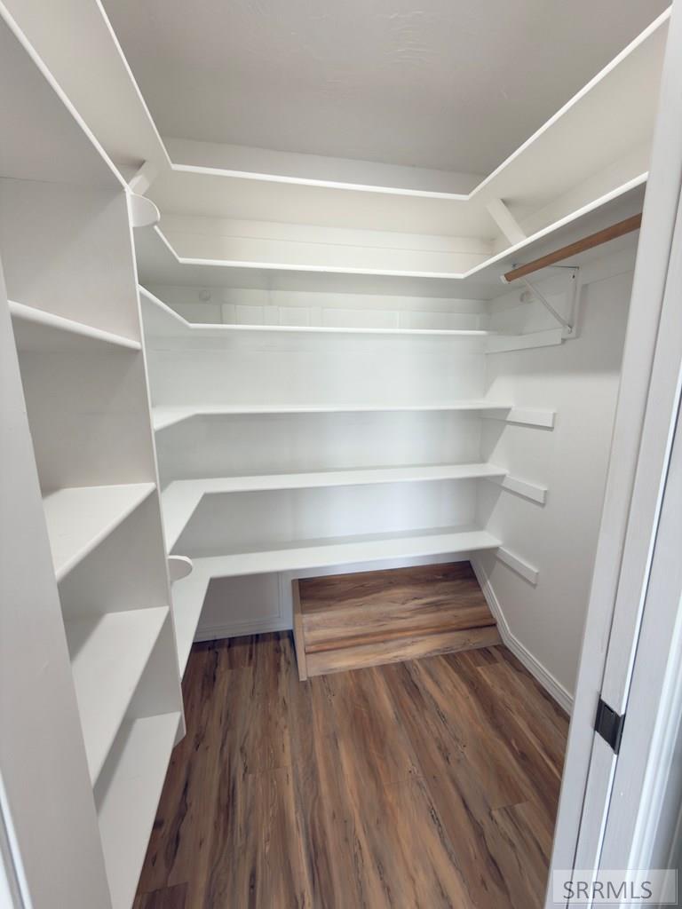 1504 Falcon Drive Ammon, ID 83406 - Photo 21 of 43 Closet