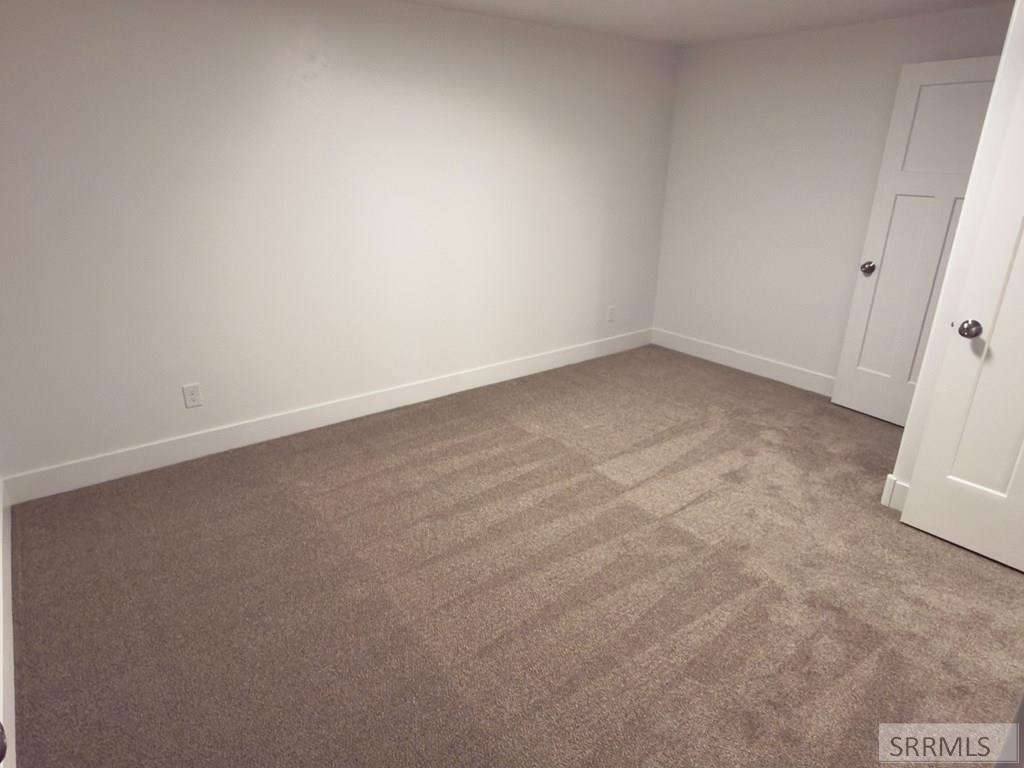 1504 Falcon Drive Ammon, ID 83406 - Photo 31 of 43