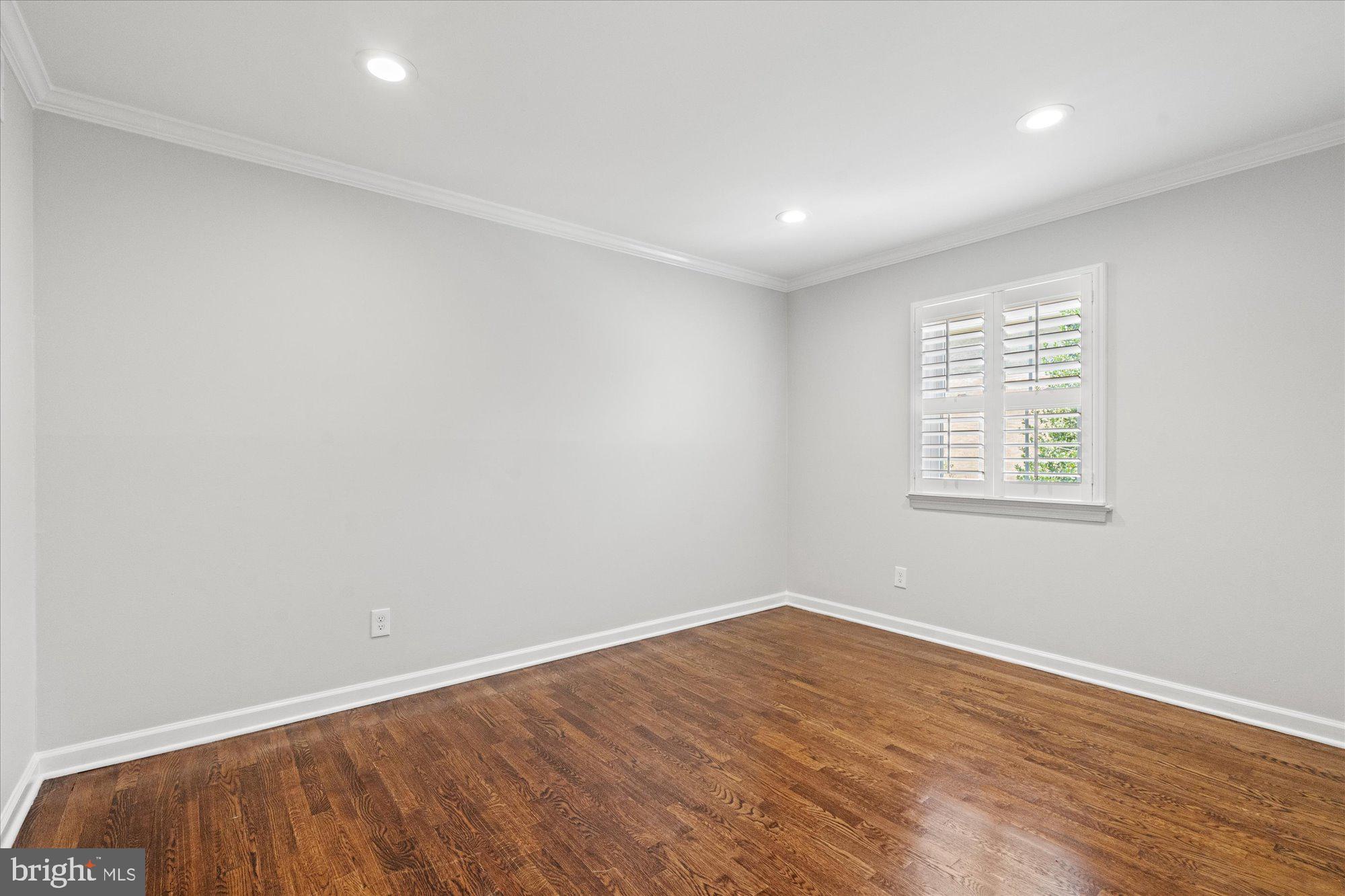 7020 Alicent Place McLean, VA 22101 - Photo 22 of 33 Bedroom 2