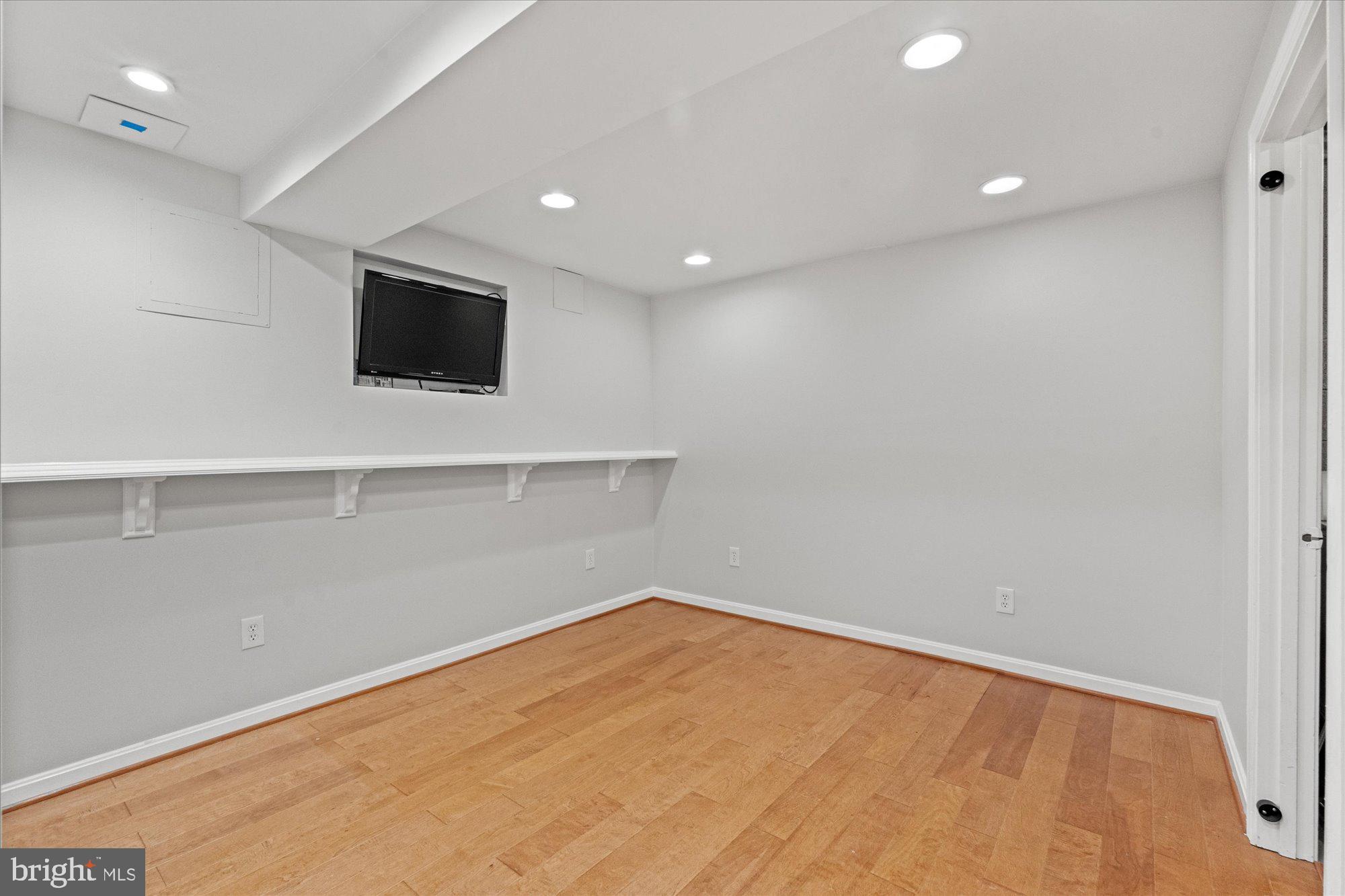 7020 Alicent Place McLean, VA 22101 - Photo 27 of 33 Basement fitness / rec area