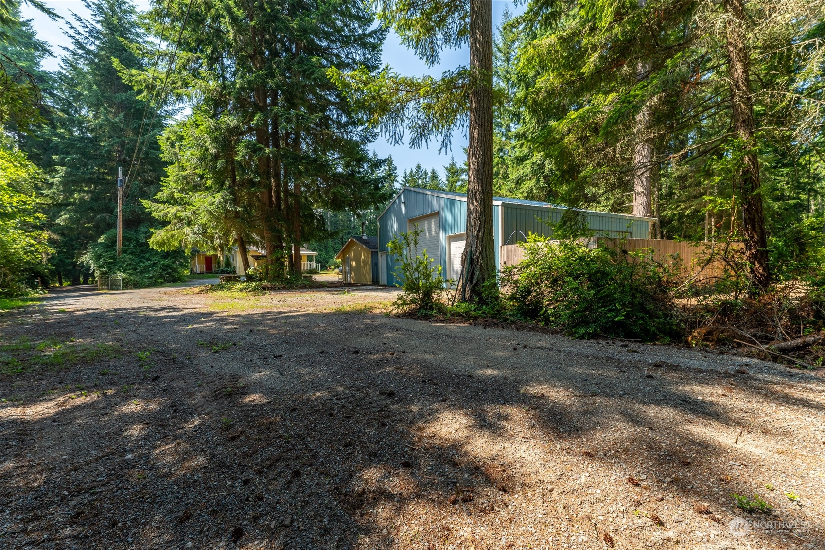 4189 Campbell Road Clinton, WA 98236 - Photo 37 of 39 Gallery Image 37