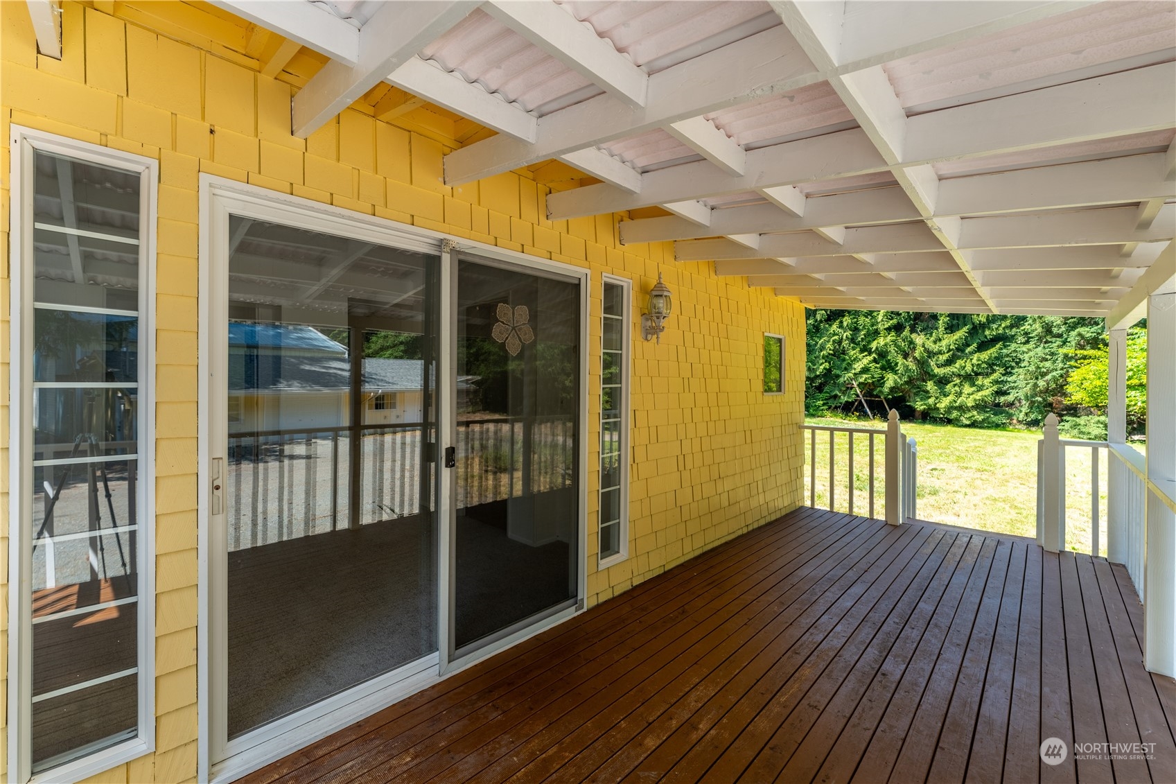 4189 Campbell Road Clinton, WA 98236 - Photo 8 of 39 Gallery Image 8