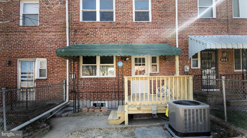 926 Coleridge Road Baltimore, MD 21229 - Photo 14 of 14 Exterior (Rear)