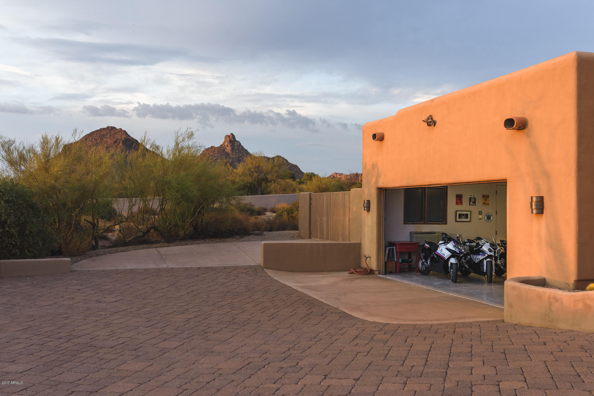 9701 East Happy Valley Road, Unit 13 Scottsdale, AZ 85255 - Photo 25 of 34 Garage with Views....