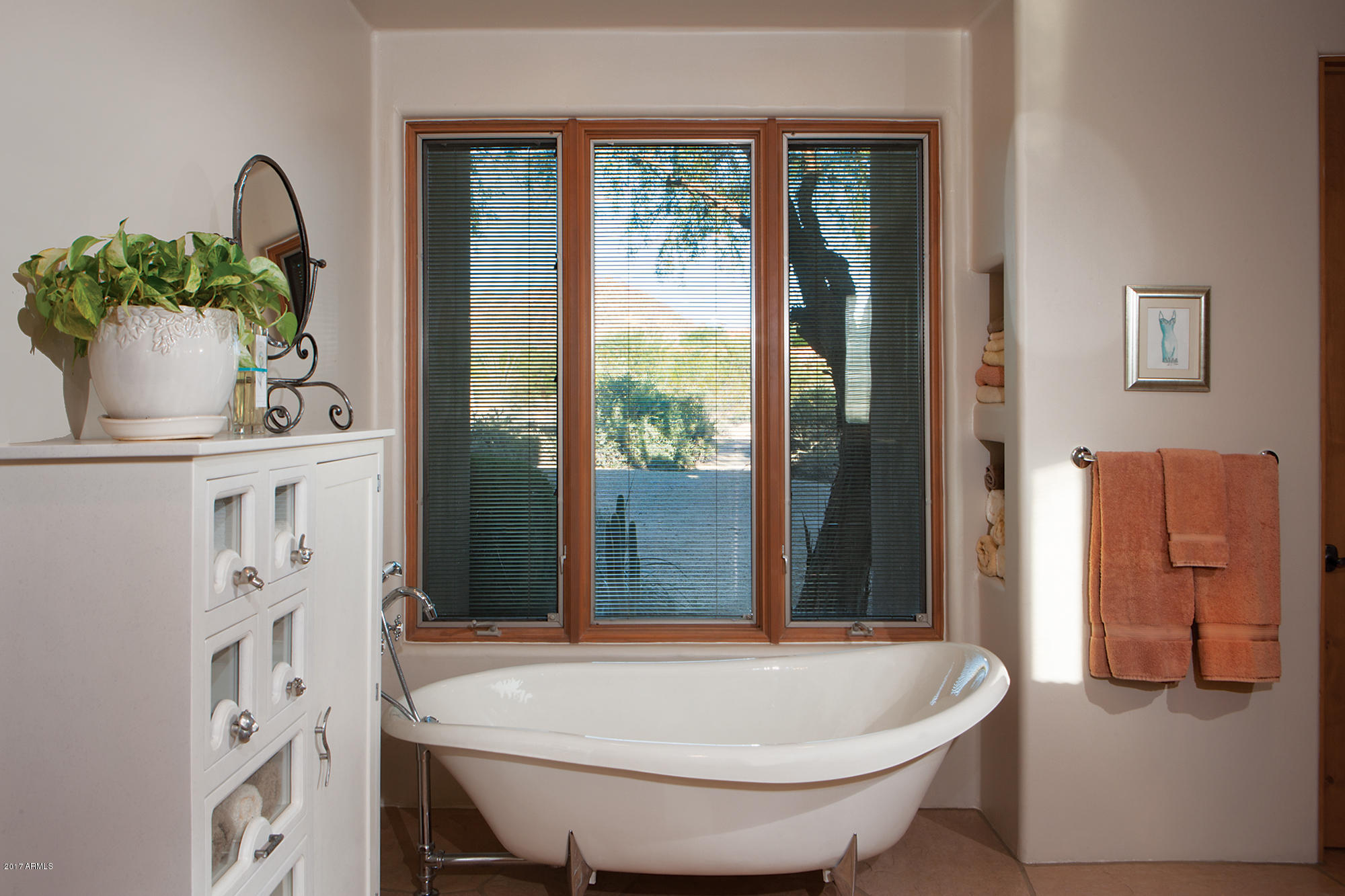 9701 East Happy Valley Road, Unit 13 Scottsdale, AZ 85255 - Photo 10 of 34 Luxurious Tub