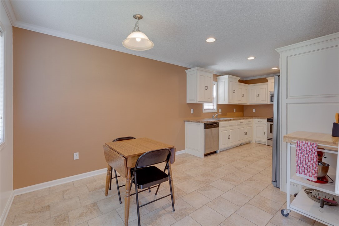 214 Brook Way Liberty, SC 29657 - Photo 11 of 30 Gallery Image 11