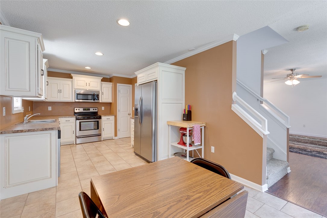 214 Brook Way Liberty, SC 29657 - Photo 12 of 30 Gallery Image 12