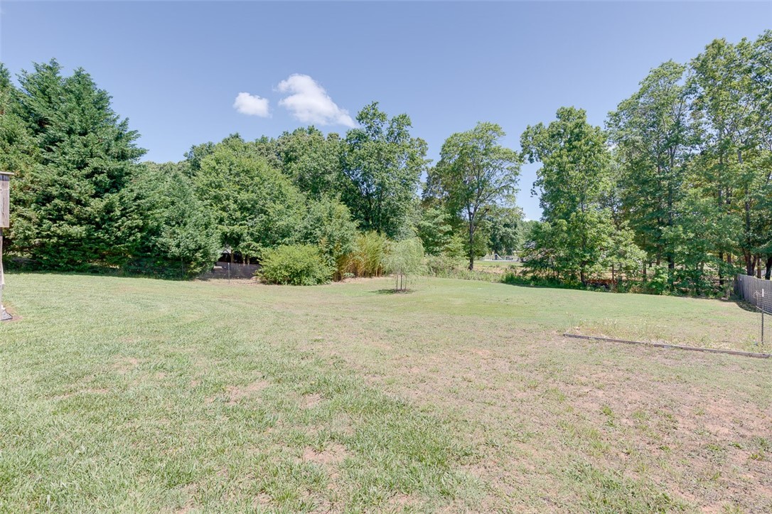 214 Brook Way Liberty, SC 29657 - Photo 25 of 30 Gallery Image 25