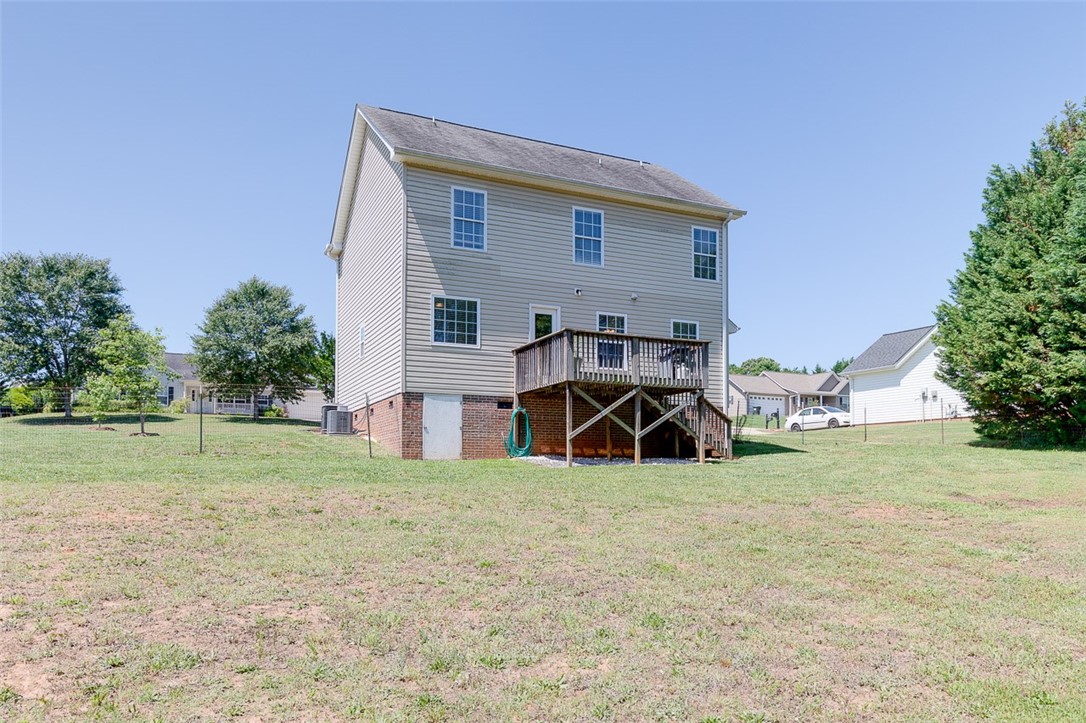214 Brook Way Liberty, SC 29657 - Photo 26 of 30 Gallery Image 26