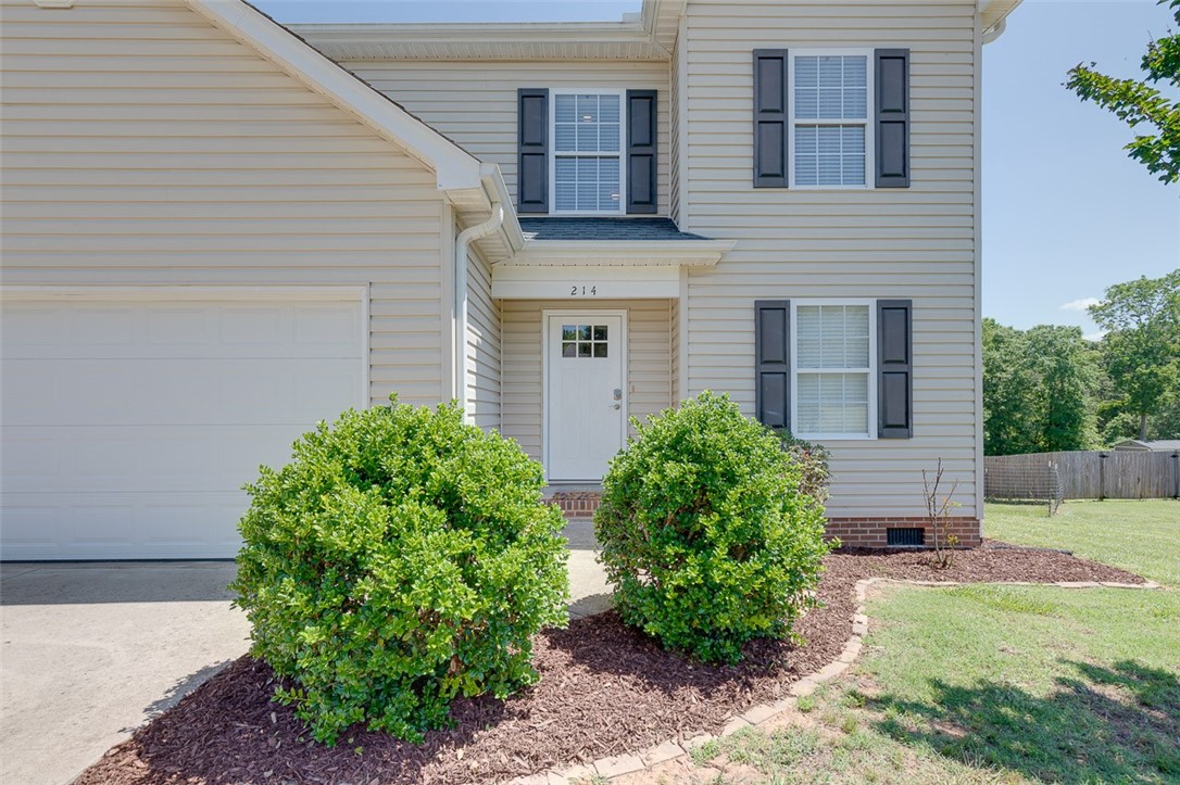 214 Brook Way Liberty, SC 29657 - Photo 4 of 30 Gallery Image 4