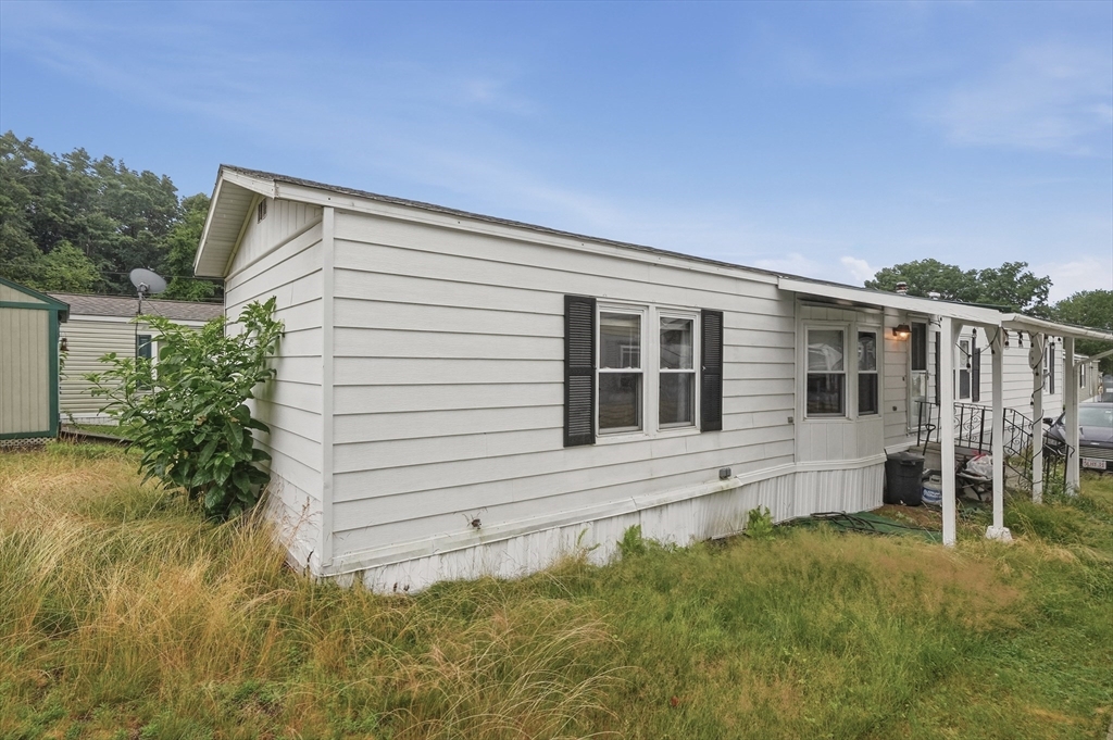 25 Groton School Road, Unit 29 Ayer, MA 01432 - Photo 18 of 21