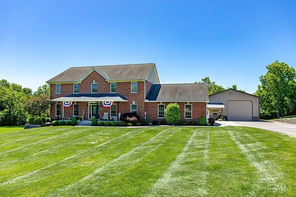 $750,000 | 5725 Curnie Drive, Hamilton, OH 45013