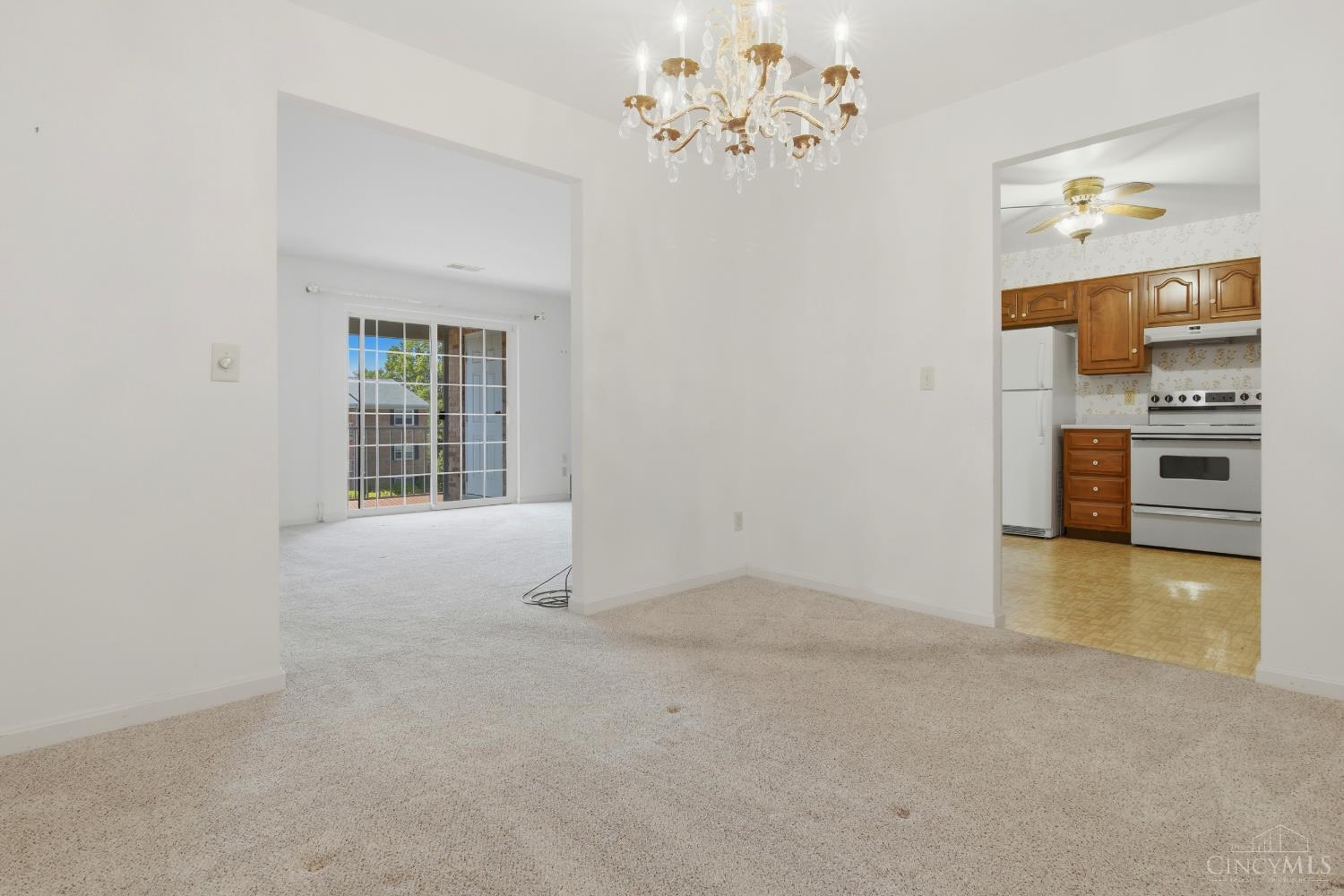 5346 Werk Road, Unit D12 Cincinnati, OH 45248 - Photo 17 of 33