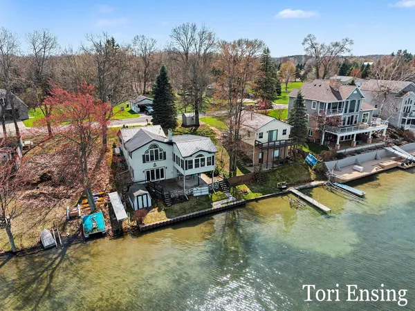 $460,000 | 2662 Lakeside Drive, Stanton, MI 48888