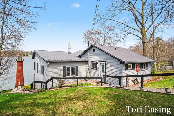 $460,000 | 2662 Lakeside Drive, Stanton, MI 48888