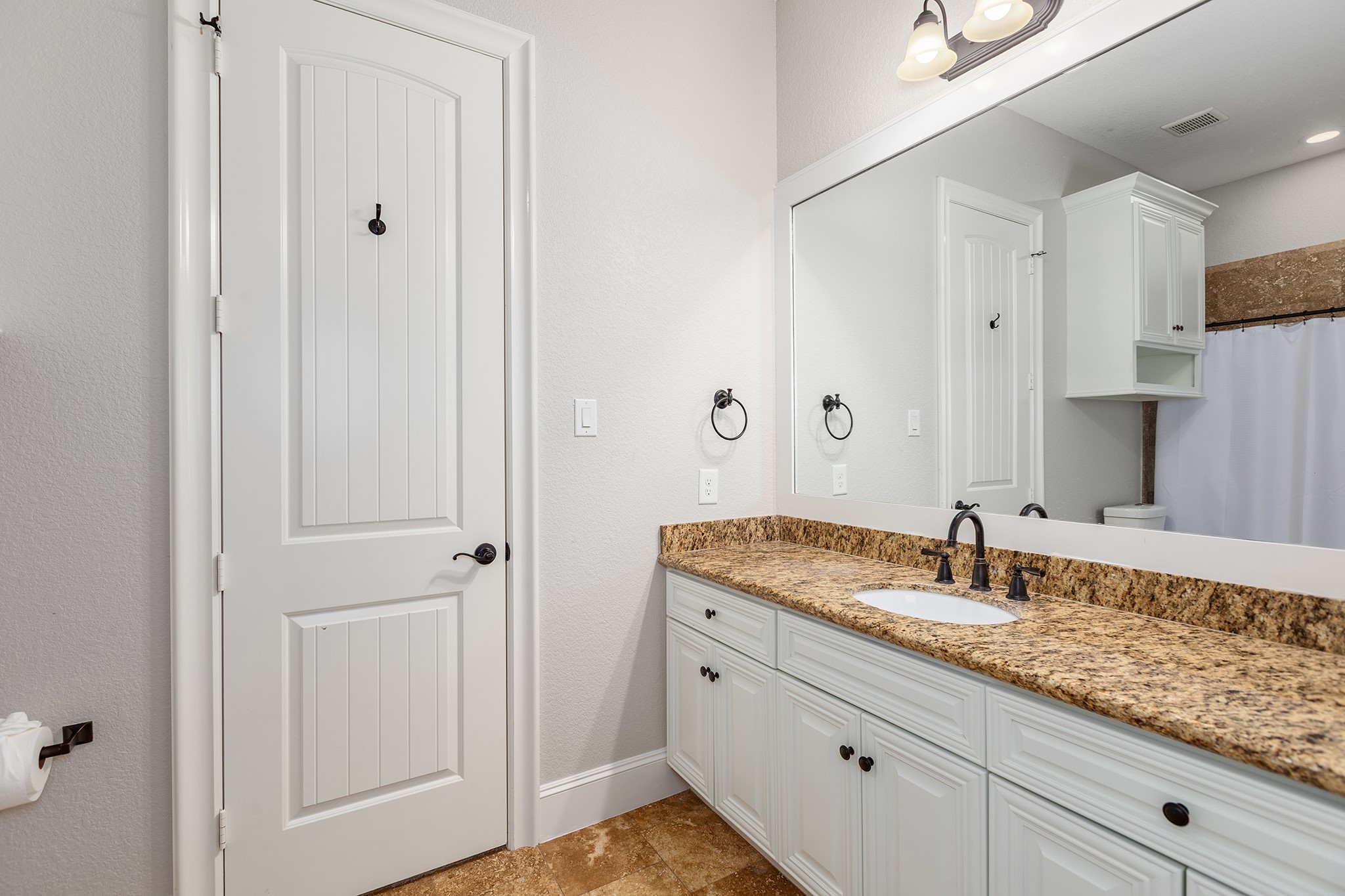 5507 Bright Timber Landing Drive Spring, TX 77386 - Photo 31 of 45 Two of two secondary baths