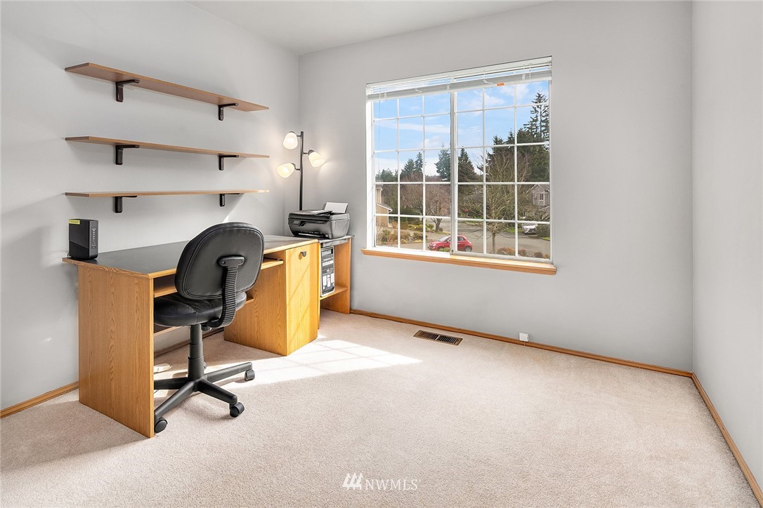12702 Northeast 200th Place Bothell, WA 98011 - Photo 17 of 22